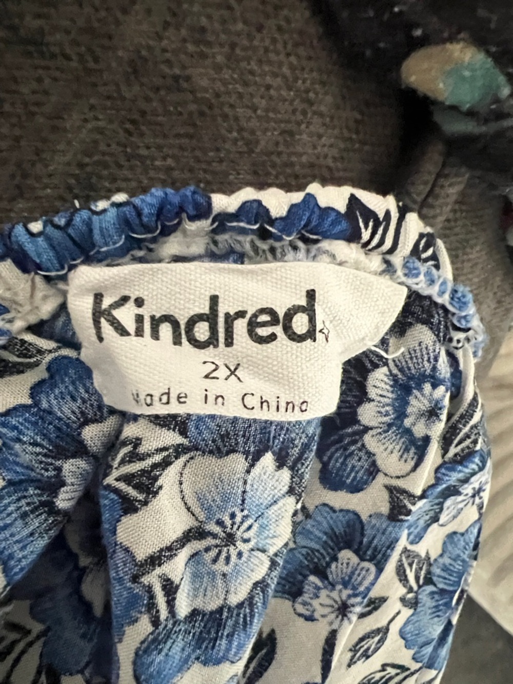 Kindred Blue and White Floral Maxi Dress - Picture 4 of 7